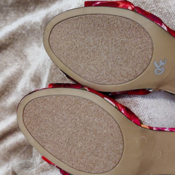 NEW Betsy Johnson Fay Floral Satin Tie-bow Peep toe heels with ankle straps, 8 - Picture 7 of 11